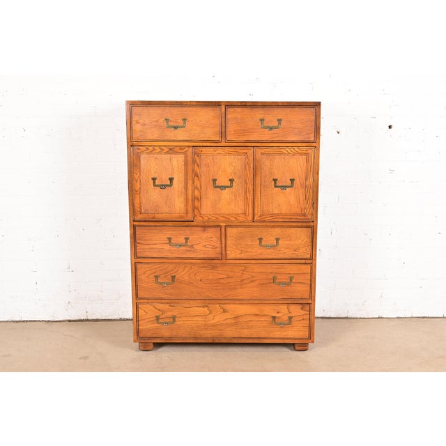 Henredon Mid-Century Modern Campaign Oak Gentleman's Chest, Circa 1970s For Sale - Image 13 of 13