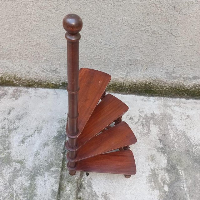 Small 4-Step Wooden Library Ladder, Italy, 1960s For Sale - Image 11 of 12