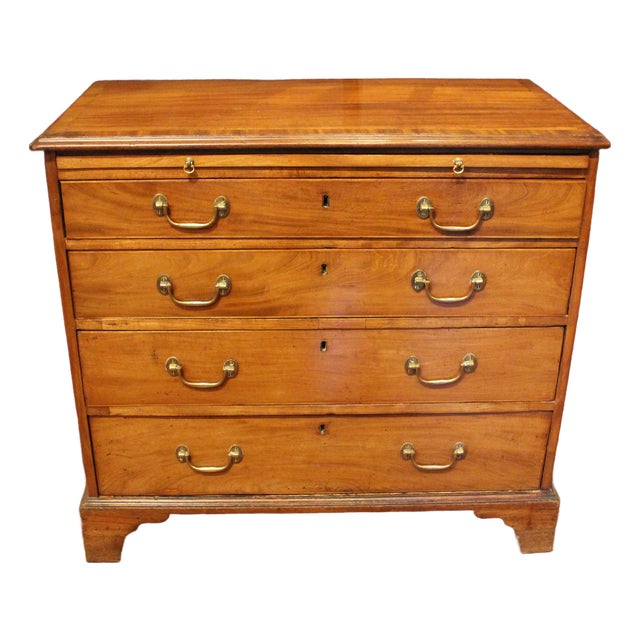 Circa 1770 Likely Scottish George III Bachelor's Chest With Slide For Sale
