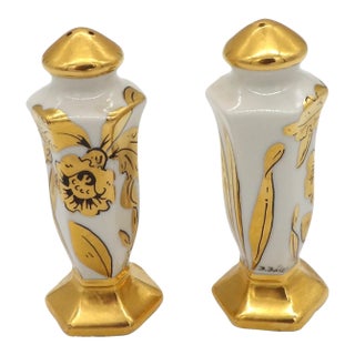 Antique Stouffer Chicago "Golden Orchid" Salt & Pepper Shakers | Artist Signed B. Bales | 1920s-40s Hollywood Regency Porcelain For Sale