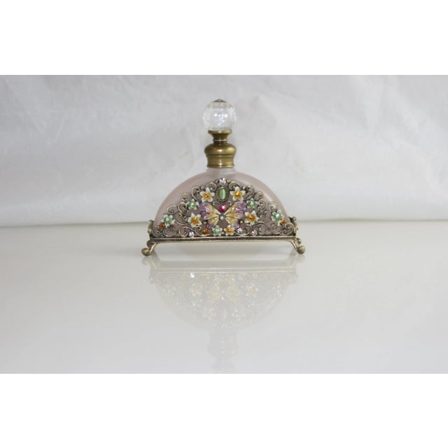 Traditional Vintage 1960s Brass Filigree Lavender Glass Jewel & Enamel Footed Perfume Bottle For Sale - Image 3 of 10