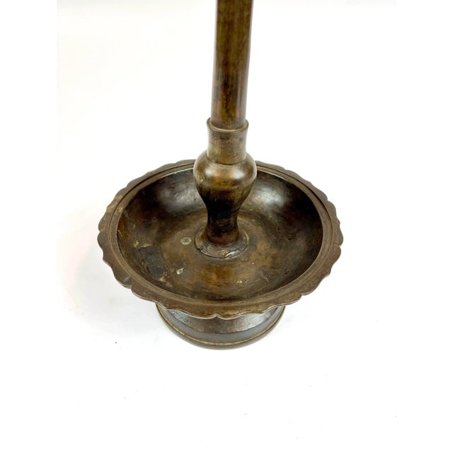 Mid 19th Century 19th Century Chinese Brass Oil Lamp For Sale - Image 5 of 6