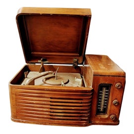 Example of Radiobar Corp. and Philco Decor