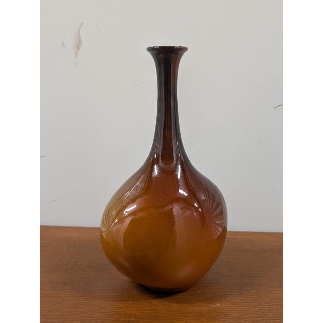 This rare J.B. Owens Pottery Utopia line vase, mold number 1055, is a masterful example of American art pottery from the...