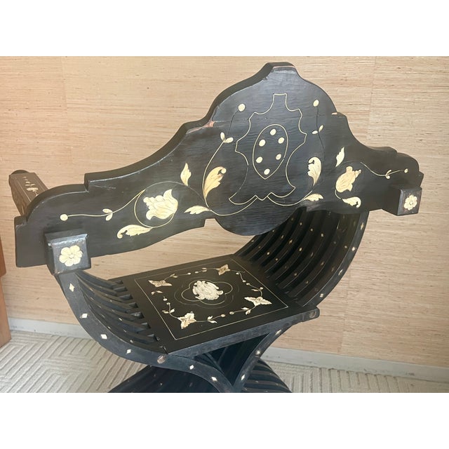 19th-Century Antique Italian Renaissance Revival Inlaid Bone Savonarola Chair For Sale - Image 11 of 18