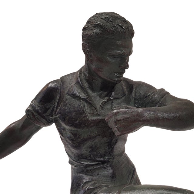 "World Cup Footballer" Sculpture, Art Deco, Bronze, 1940s - France This excellent bronze sculpture was created to...