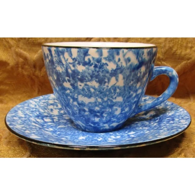 Mid-Century Modern Vintage Royal Copenhagen/Cumberland Usa Blue Spongeware 4 Cups & 4 Saucers- For Sale - Image 3 of 6