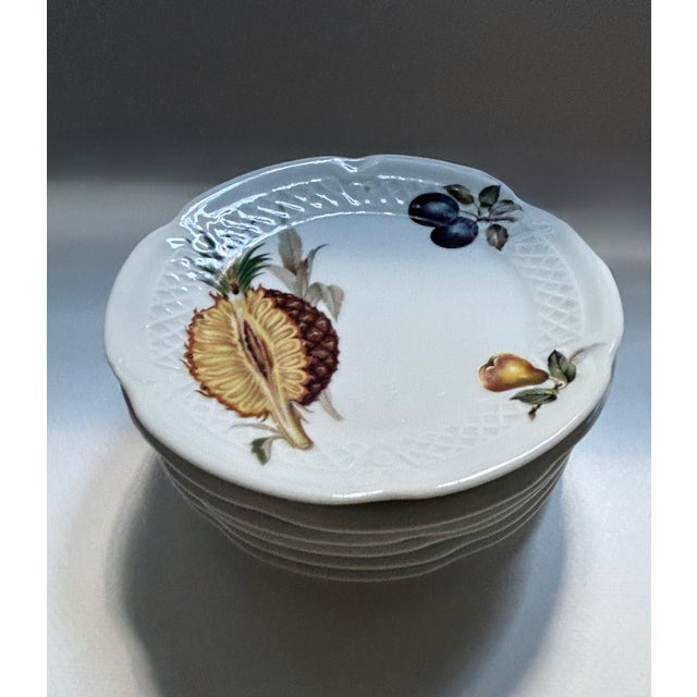 1990s Louis Lourioux, Berry Haute Porcelaine Plates - Set of 6 For Sale - Image 12 of 18