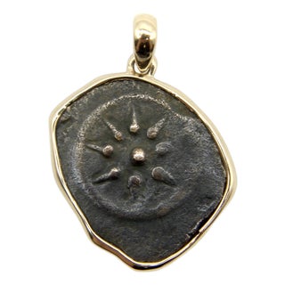 14k Gold Widow’s Mite Coin Pendant For Sale
