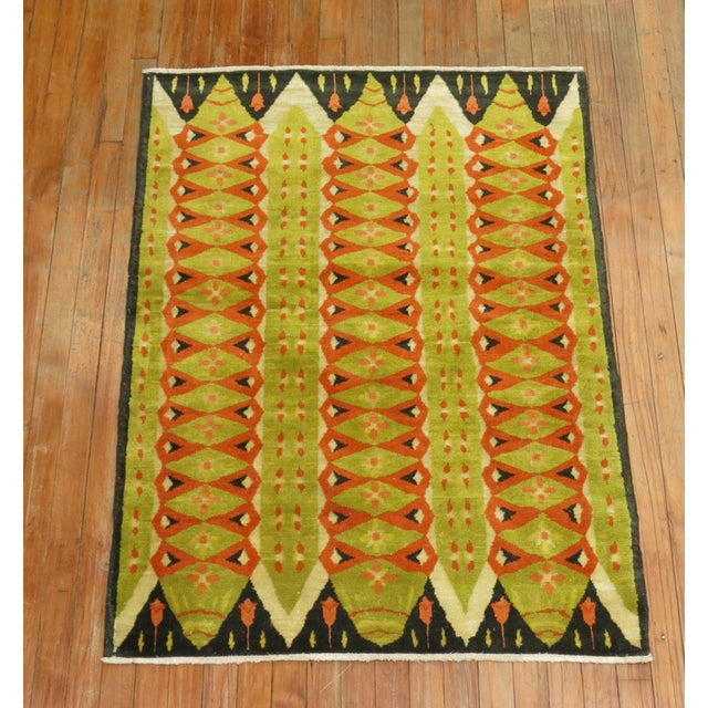 20th Century Abstract Turkish Deco Scandinavian Inspired Coral Green Pile Rug For Sale In New York - Image 6 of 6