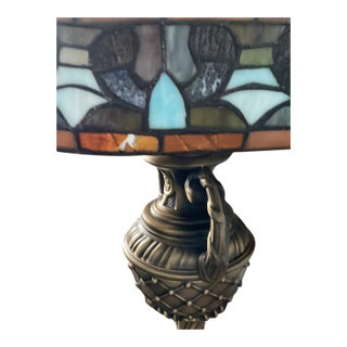 Vintage Rose Petal Tiffany Style Table Lamp With Brass Base For Sale