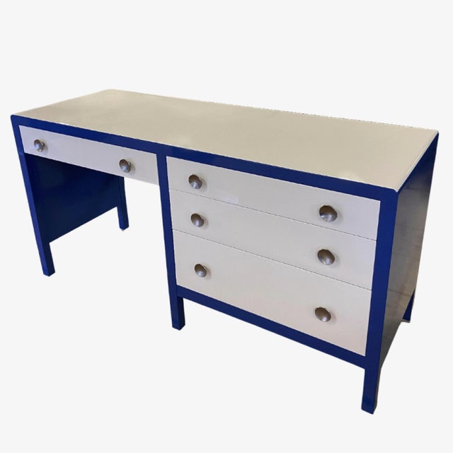 Offering a rare 1940's industrial design desk designed by Norman Bel Geddes for Simmons Furniture Company. This pre-war...