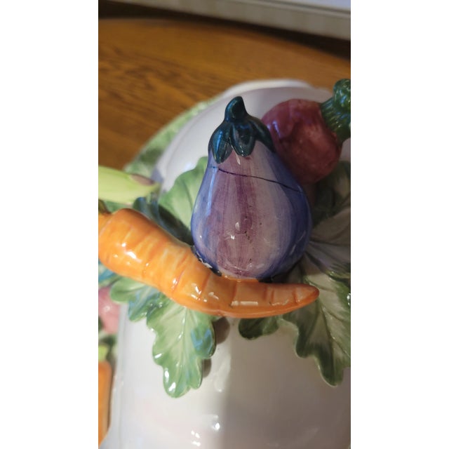 Traditional Fitz and Floyd Ceramic Pig Tureen With Tray For Sale - Image 3 of 12