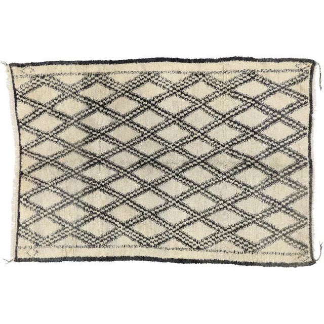 Vintage Mid-Century Beni Ourain Moroccan Rug - 6′5″ × 9′3″ For Sale In Dallas - Image 6 of 7