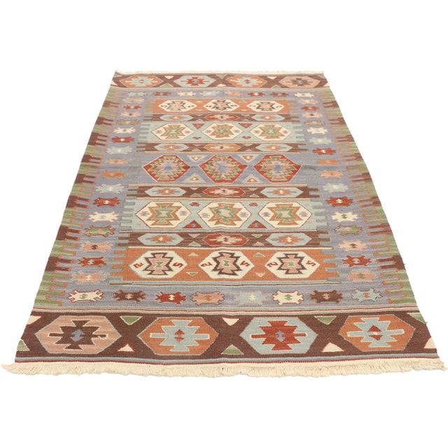 Tribal Vintage Persian Shiraz Kilim Rug - 03'08 X 05'07. For Sale - Image 3 of 9