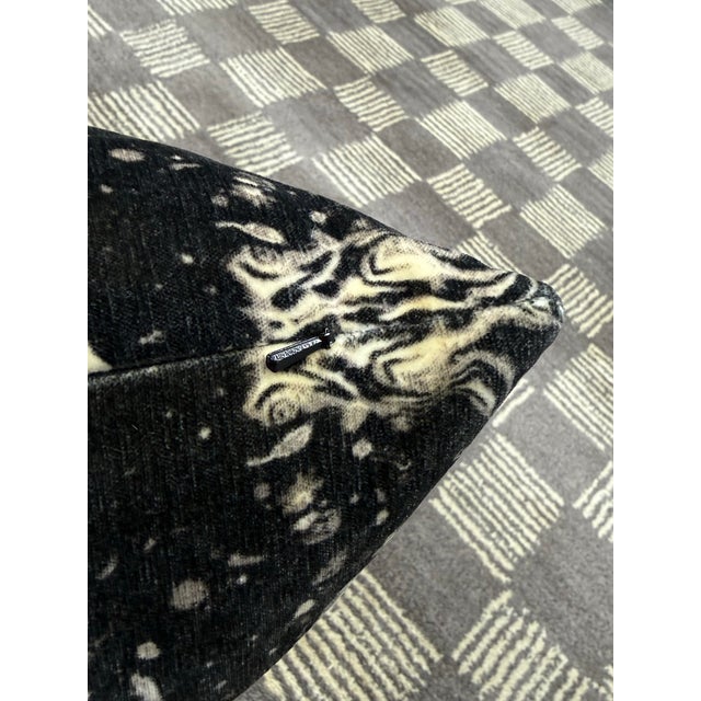 Textile Banke Kuku Abstract Velvet Throw Pillow For Sale - Image 7 of 13