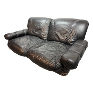 Postmodern Space Age Italian Black Leather 2-Seat Lounge Sofa with Brass Buttons and Cord Lacing, Germany, 1970s For Sale
