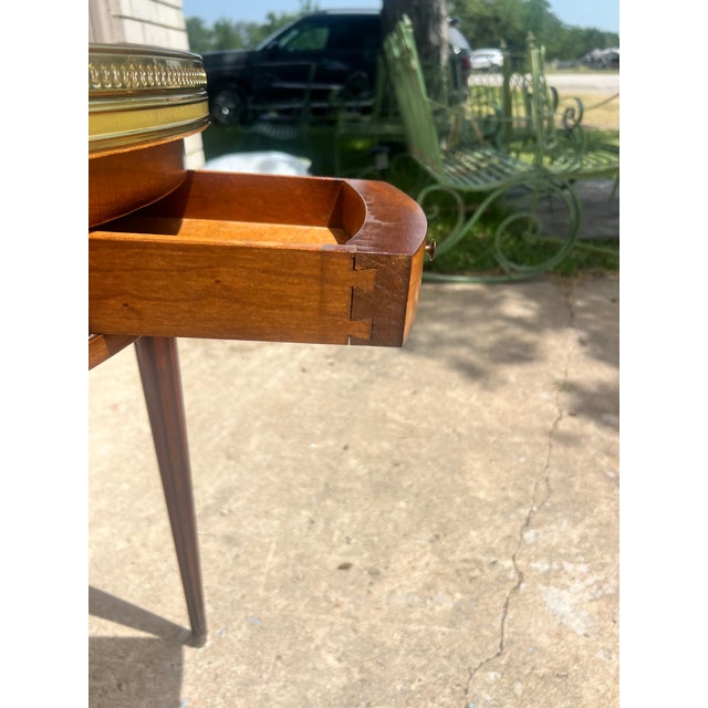 French 19th Century Louis XVI Mahogany Oval Bouillotte Marble Top Side Table For Sale - Image 6 of 10