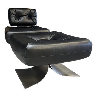Set of Vintage Alta Chair and Pouf by Oscar Niemeyer for Mobilier International, 1990 For Sale