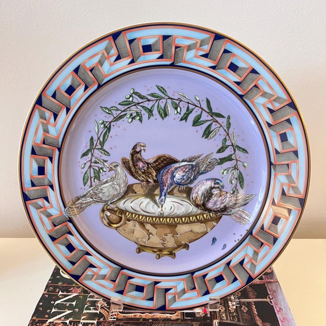 1990s Versace x Rosenthal 1999 Christmas plate "A World of Peace" // Doves and Olive Branch Limited edition plate #268 of 9999 // original box For Sale - Image 5 of 12