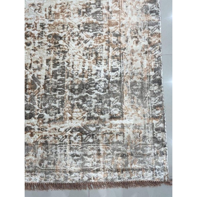 Indian 7x9 Gray Hand-Knotted Wool Faded Distressed Texture Abstract Modern Carpet Rug For Sale - Image 3 of 6