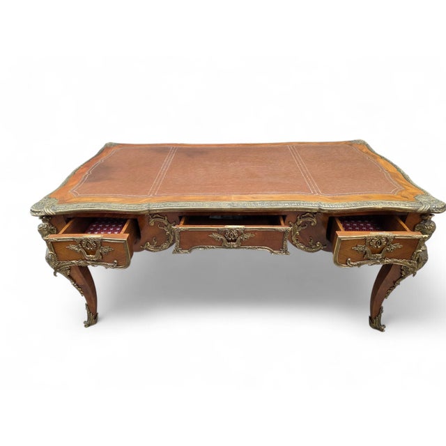French Antique Louis XV Style Kingwood Inlaid Bureau Plat Writing Desk For Sale - Image 3 of 12
