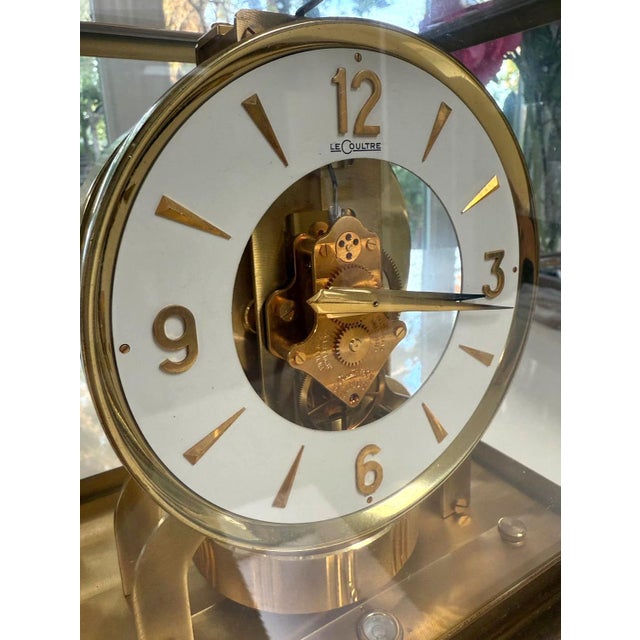 1968 Jaeger - LeCoultre Atmos Clock Caliber 528-8 | Swiss Mid-Century Brass & Glass For Sale In Phoenix - Image 6 of 10