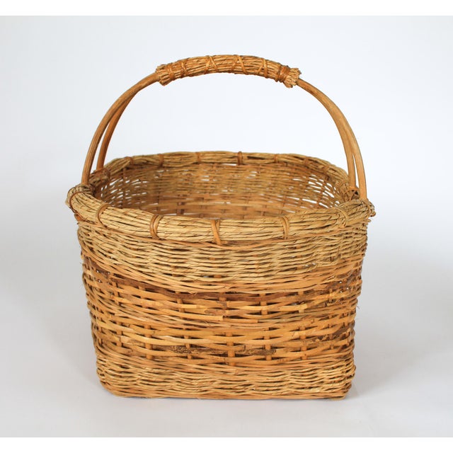 Vintage Woven Wicker & Rush Market Basket For Sale In Milwaukee - Image 6 of 11
