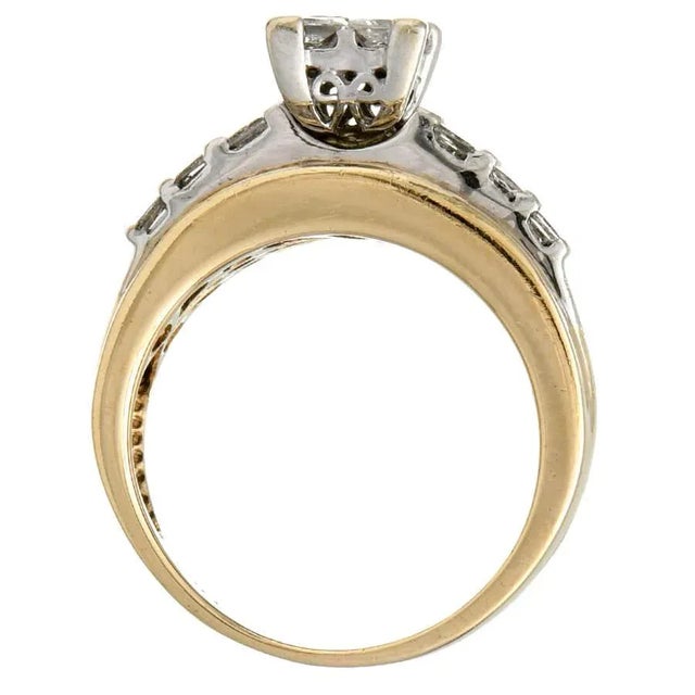 14KY Princess Cut Diamond(1.47) Statement Ring, size 7.5 For Sale - Image 4 of 5