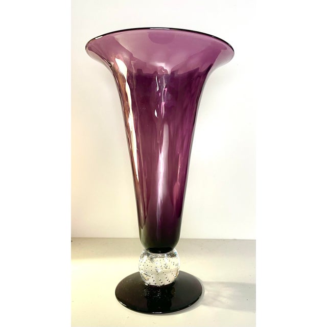Mid-Century Pairpoint Optic Diamond Vase With Controlled Bubble Ball Stem, Signed For Sale In New York - Image 6 of 7