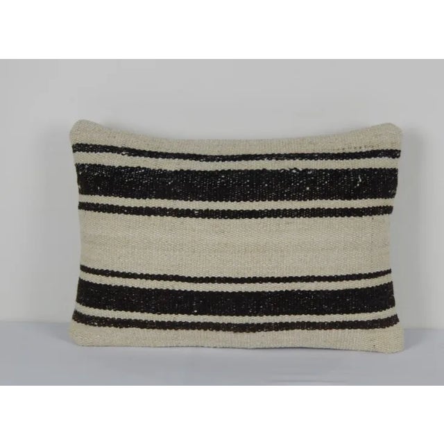 Hand Woven Kilim Pillow, Bench Cushion Cover Hand Knotted 14'' X 20'' For Sale In Philadelphia - Image 6 of 6