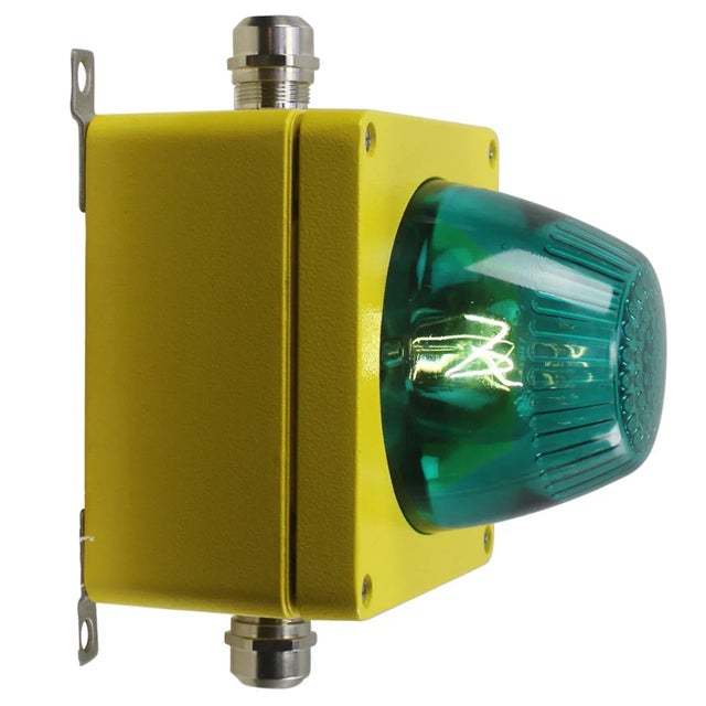Airport wall / ceiling lamp Cast aluminium, striped green glass. E27 / E26 Up to 250V (Europe/UK Standard).The wiring of...