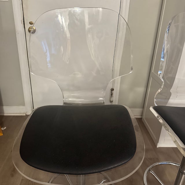 Pair of 1970s Postmodern Swivel Lucite and Chrome Barstools From Hill Manufacturing For Sale - Image 11 of 12
