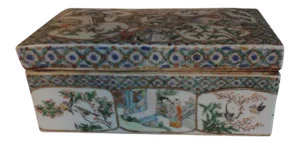 Early 19th Century Chinese Export Famille Rose Mandarin Porcelain Desk Letter Box