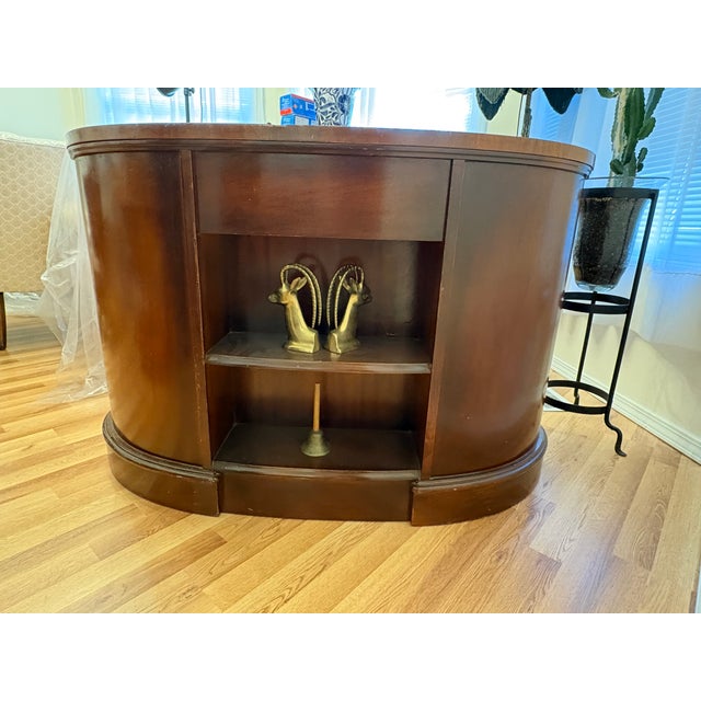 1930's Antique Federal Style Mahogany Kidney Shaped Leather Top Ladies Writing Desk For Sale In Boise - Image 6 of 6