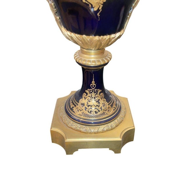 Monumental 19th Century Sèvres Porcelain Lidded Urn With Gilt Bronze Mounts For Sale In Los Angeles - Image 6 of 11