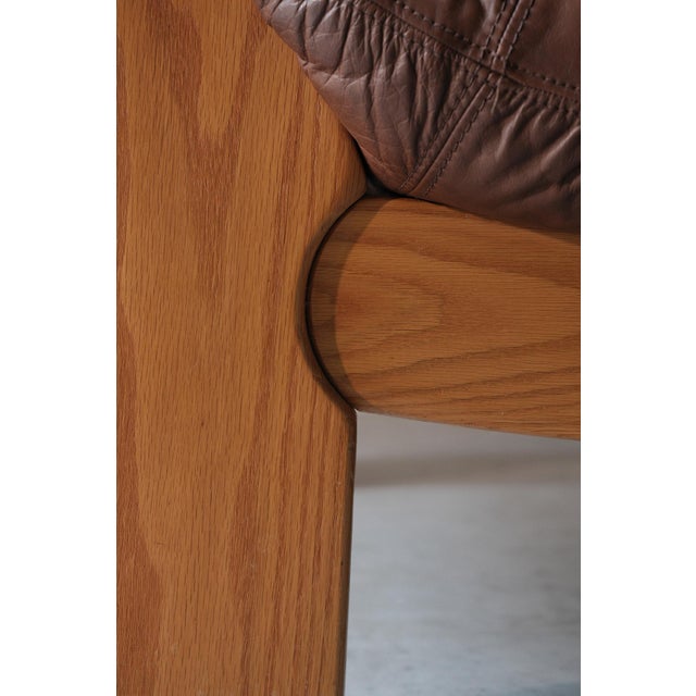 Vintage Three-Seater Sofa in Elm and Leather from Maison Regain, 1970s For Sale - Image 6 of 14
