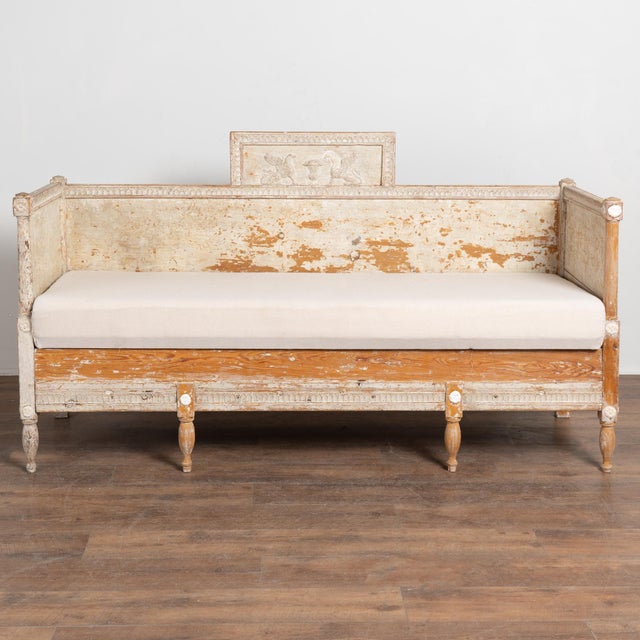 Gustavian (Swedish) 19th Century Swedish Gustavian Original Gray Painted Pine Bench For Sale - Image 3 of 17