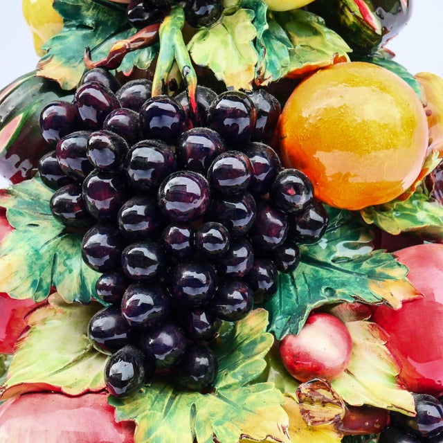 Ceramic Large Porcelain Fruit Basket in the style of Capodimonte, 1950s For Sale - Image 7 of 8