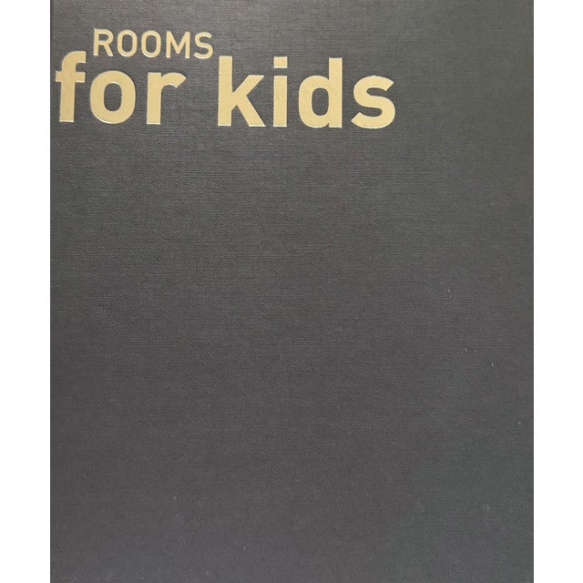 This book, based on the latest trends in decorating children's spaces, is intended to be a useful guide to any parent...