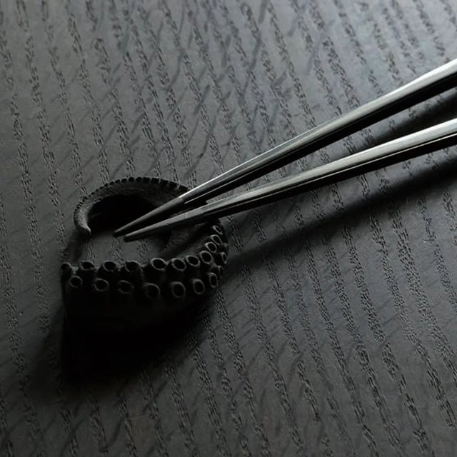 Made in Italy with the highest quality of 18/10 stainless steel, hollow handle, very durable, ergonomic and easy to use....