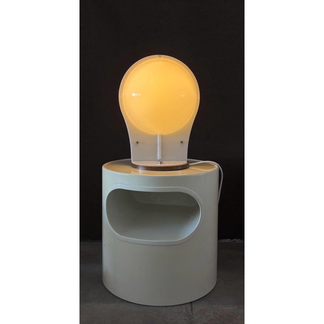 Red Space Age Sphere Table Lamp from Guzzini, Italy, 1970s For Sale - Image 8 of 9