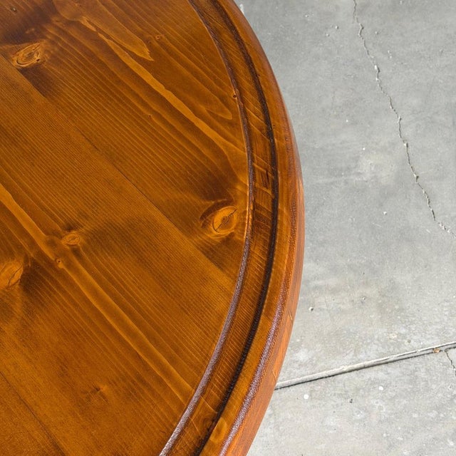 Round Pine Coffee Table in the style of Charlotte Perriand for Les Arcs, France, 1960s For Sale - Image 10 of 18