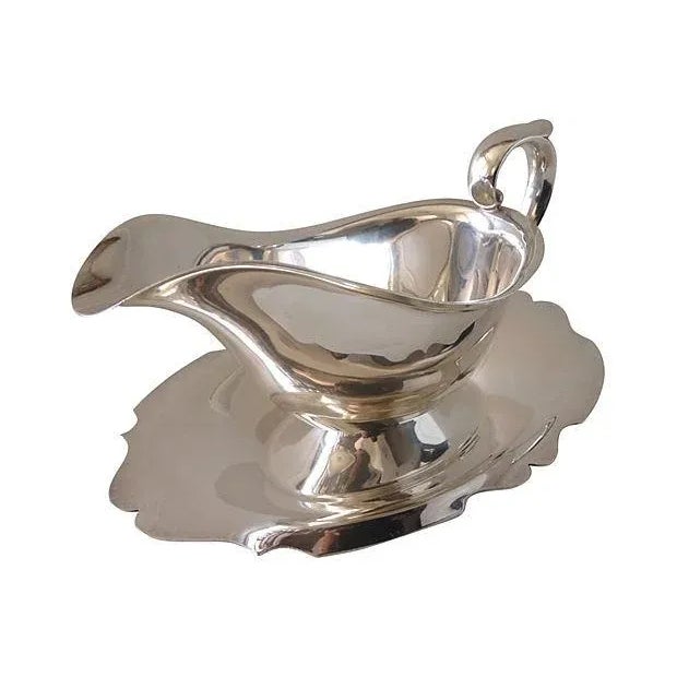 Contemporary Vintage C1970's Gorham Silver Plate Gravy Boat W/Attached Underplate For Sale - Image 3 of 5