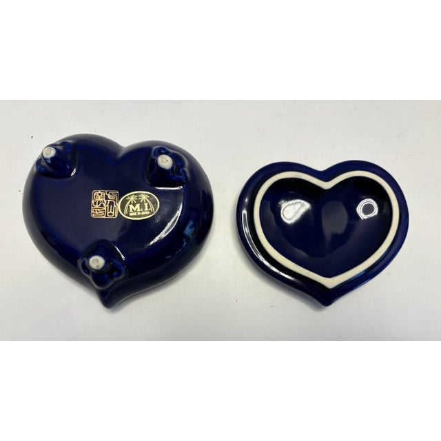 Japanese Vintage m.i. Made in Japan Cobalt Blue Heart Jewelry Trinket Box W/ Peacock & Peony Motif For Sale - Image 3 of 7