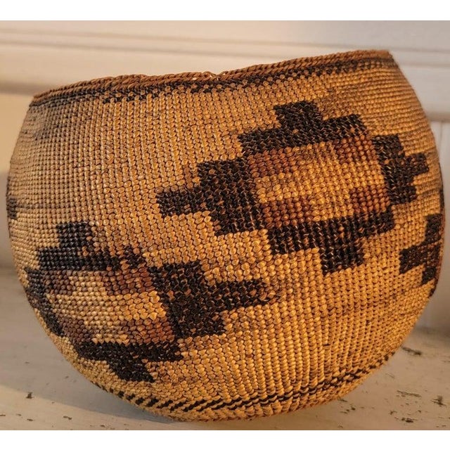 1930s Hand Woven Basket W/Geometric Motif For Sale - Image 4 of 7