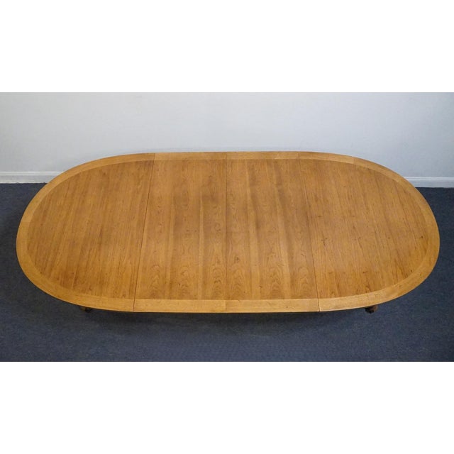 Mediterranean Thomasville Furniture Legendary Collection Spanish Mediterranean Style 104" Oval Dining Table 3721-752 For Sale - Image 3 of 10