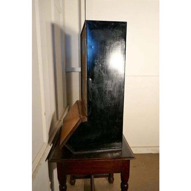 Late 19th Century Large 19th Century Toleware and Mahogany Grocers Shop Display Tea Tin, 1880s For Sale - Image 5 of 9