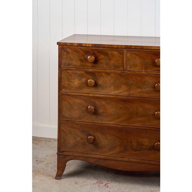 Early 19th Century Flame Mahogany With Original Knobs (C. 1825) For Sale - Image 4 of 13