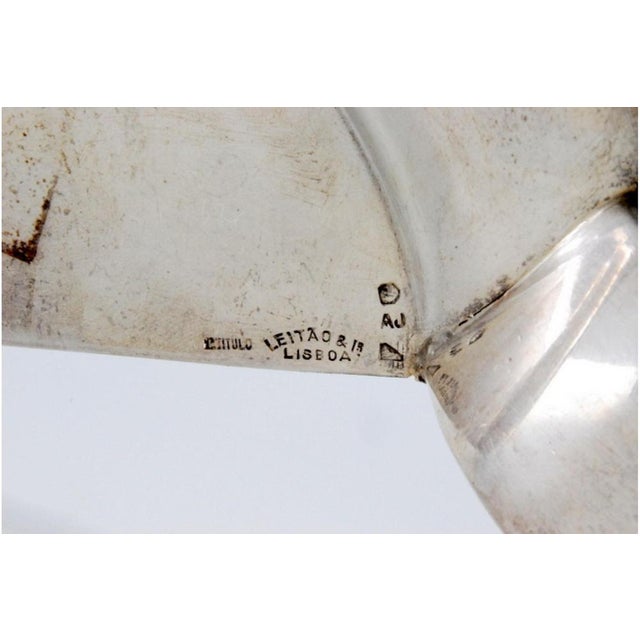 Metal Collects Crumbs in Smooth Silver and Crimped Surround For Sale - Image 7 of 9